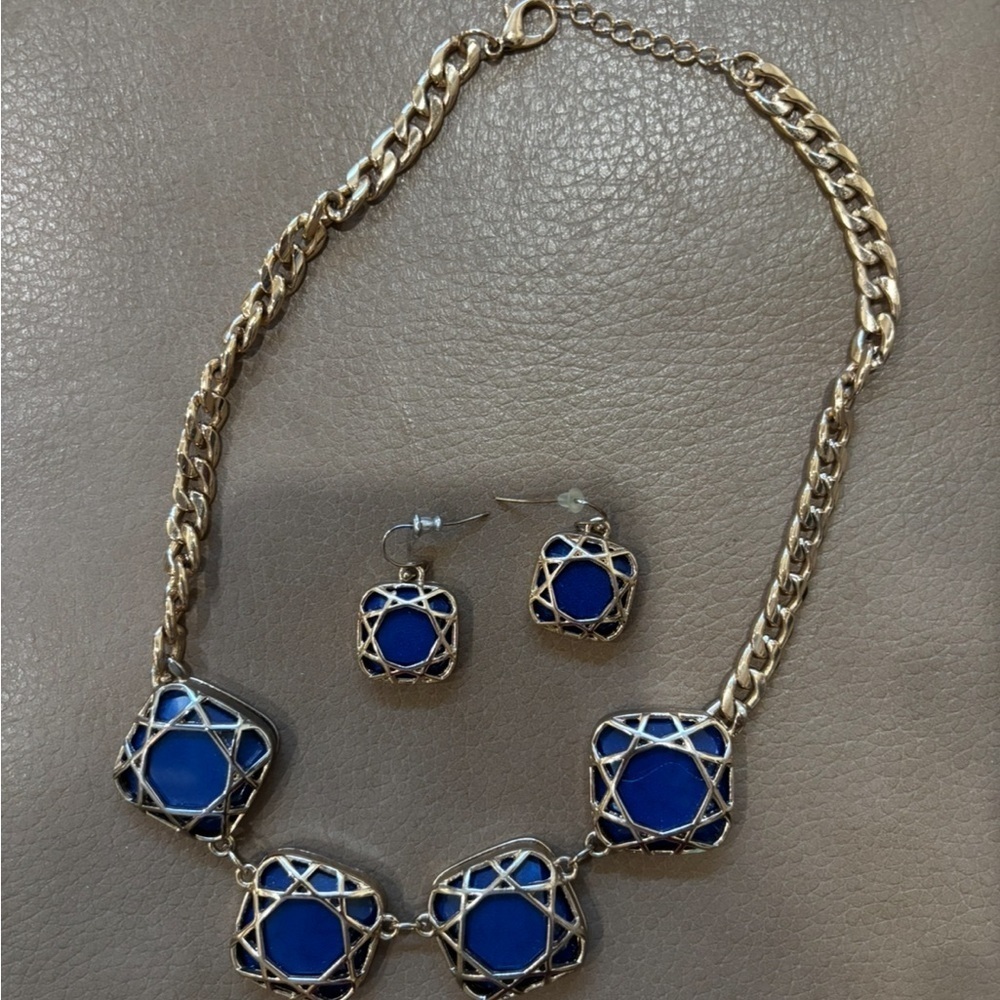 Elegant Blue and Gold Necklace and Earring Set